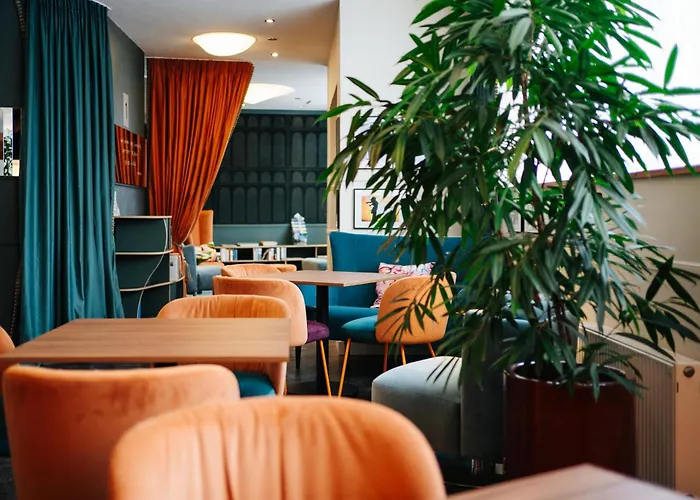 Hotel City